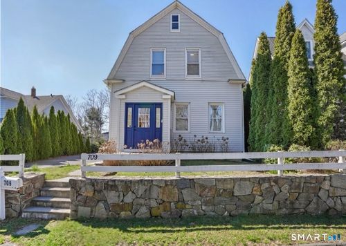 709 Tunxis Hill Rd, Fairfield, CT, 06825-4308 | Card Image