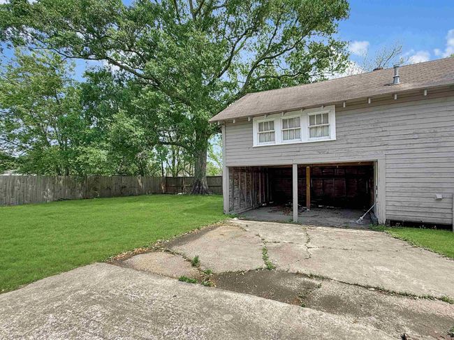 345 Alabama, House other with 3 bedrooms, 1 bathrooms and null parking in Beaumont TX | Image 12