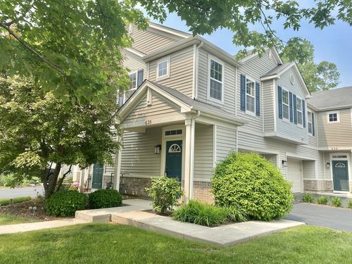 628 Arbor Cir, Lakemoor, IL, 60051-2212 | Card Image