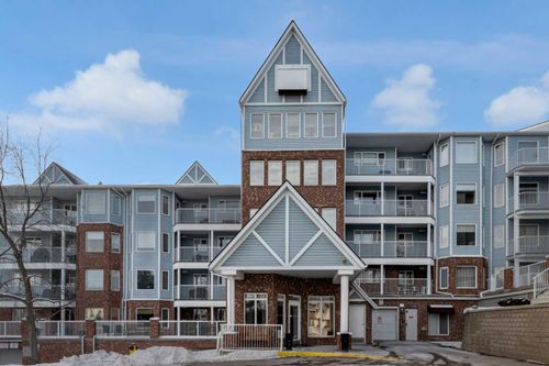 206-3206 Hawksbrow Pt Nw, Calgary, AB, T3G4C9 | Card Image