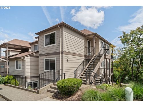 8-20910 Fawn Ct, West Linn, OR, 97068-2564 | Card Image