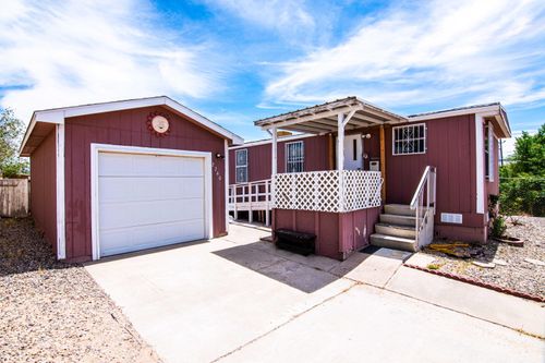 2740 Katrina Dr Sw, Albuquerque, NM, 87121-4210 | Card Image