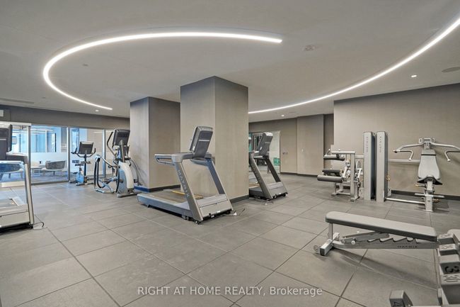 1012 - 286 Main St, Condo with 2 bedrooms, 2 bathrooms and null parking in Toronto ON | Image 40