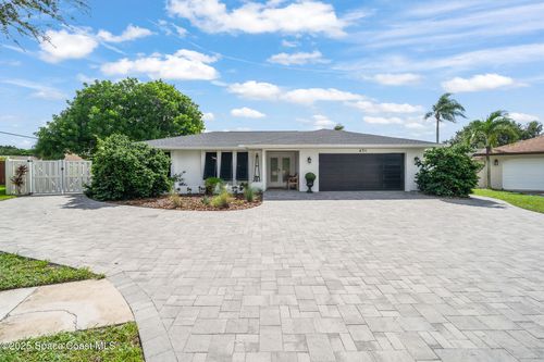 431 E Amherst Cir, Satellite Beach, FL, 32937-4001 | Card Image