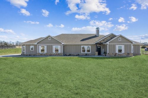 1084 Justin Dr, Springtown, TX, 76082-6713 | Card Image