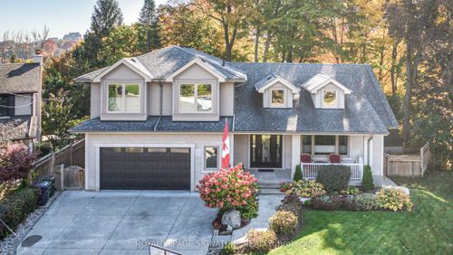 15 Sulkara Crt, North York, ON, M4A2G8 | Card Image