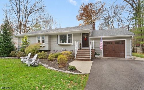 256 Old Forge Rd, Millington, NJ, 07946-1509 | Card Image