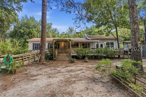 21 Sandstone Cir, Beaufort, SC, 29906-8303 | Card Image