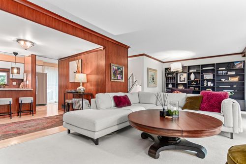 6311 Saint Croix Trl N, Stillwater, MN, 55082-6935 | Card Image