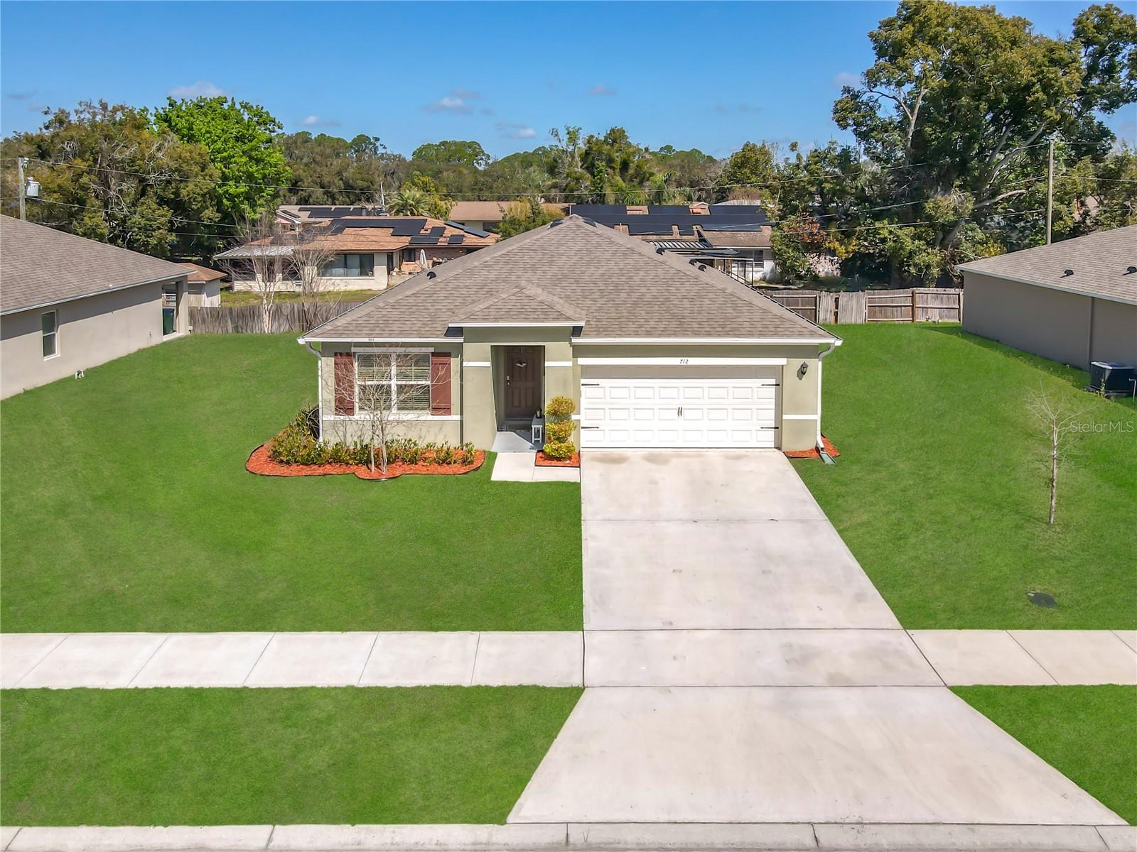 Residential in DELTONA 4