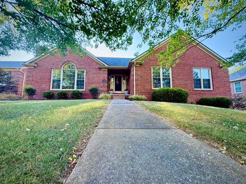 2704 Ashbrooke Dr, Lexington, KY, 40513-1458 | Card Image