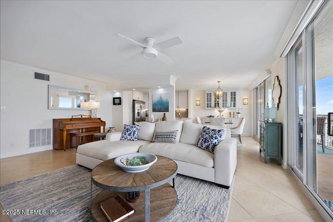 701 - 1601 Ocean Dr S, Condo with 2 bedrooms, 2 bathrooms and null parking in Jacksonville Beach FL | Image 6