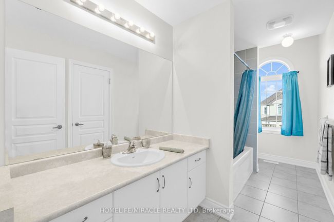 49 Lavallee Cres, House other with 6 bedrooms, 5 bathrooms and 4 parking in Brampton ON | Image 26
