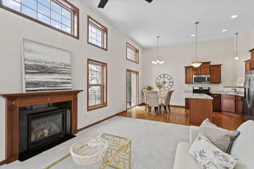 3091 Wilderness Path, Woodbury, MN, 55129-7801 | Card Image