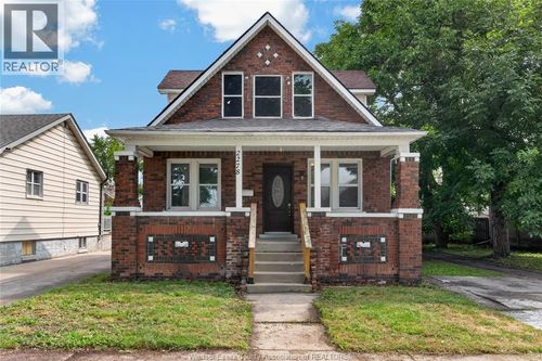 2278 Cadillac St, Windsor, ON, N8W3Y1 | Card Image