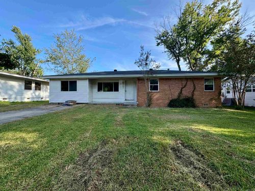 201 Hillwood Dr, Sherwood, AR, 72120-2459 | Card Image