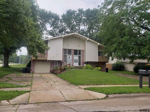 11407 Elm St, Omaha, NE, 68144-4405 | Card Image