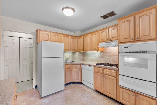 APT-1L - 1 Lakeview Dr, Home with 1 bedrooms, 1 bathrooms and 1 parking in Peekskill NY | Image 17