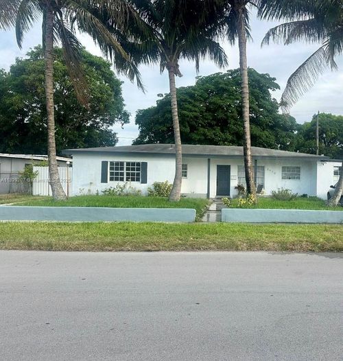 2970-2970 Nw 187th St, Miami Gardens, FL, 33056-3107 | Card Image