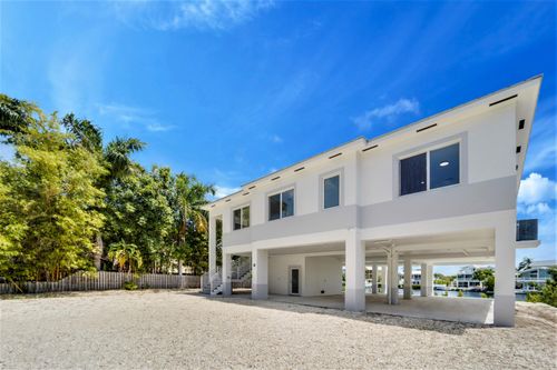 38 Bounty Ln, Key Largo, FL, 33037-2304 | Card Image
