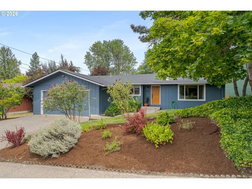 911 Snell St, Eugene, OR, 97405-4676 | Card Image