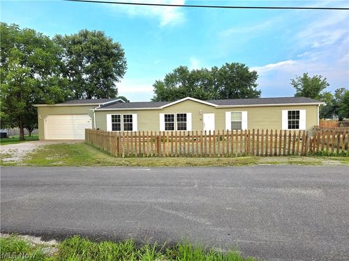 44 Scarce Fat Rd, Mineral Wells, WV, 26150-3127 | Card Image