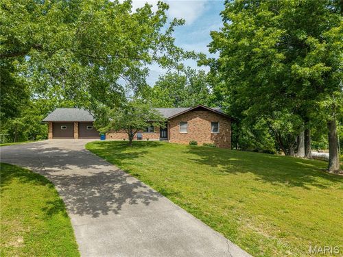 1426 Highway B, Perryville, MO, 63775-3239 | Card Image