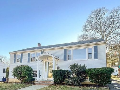 25 Westmoor Rd, Boston, MA, 02132-4709 | Card Image