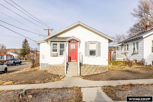 34 6th West St, Green River, WY, 82935-4139 | Card Image