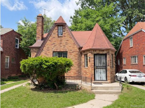17335 Birwood St, Detroit, MI, 48221-2318 | Card Image