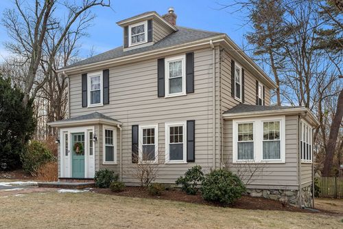 24 Gladstone St, Wakefield, MA, 01880-4006 | Card Image