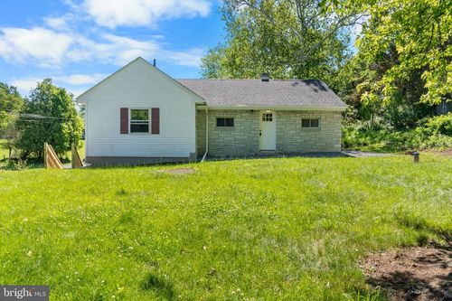 41 Stonetown Rd, BIRDSBORO, PA, 19508-9443 | Card Image
