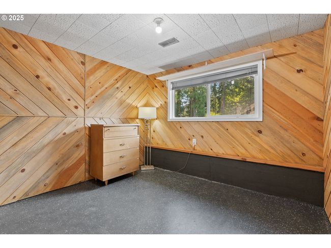 22400 S Evergreen Dr, House other with 5 bedrooms, 3 bathrooms and 2 parking in Beavercreek OR | Image 30