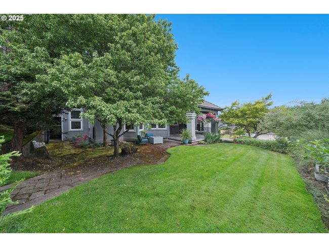 1276 Nw Meadows Dr, House other with 4 bedrooms, 3 bathrooms and 3 parking in McMinnville OR | Image 36