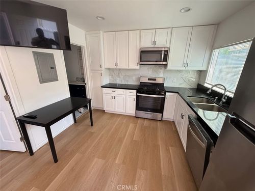 2-12610 Martha St, Valley Village, CA, 91607-1514 | Card Image