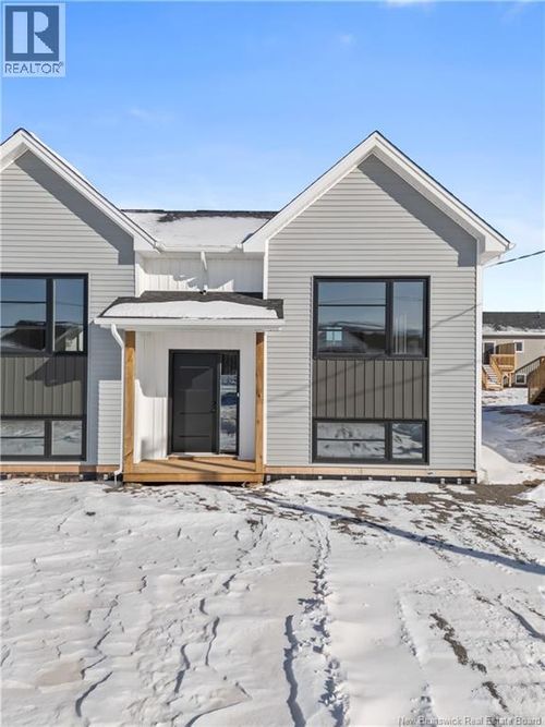 281 Maccoun St, Moncton, NB, E1K0A1 | Card Image