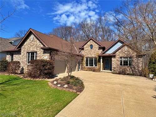 6340 Mallard Creek Run, Lorain, OH, 44053-2094 | Card Image