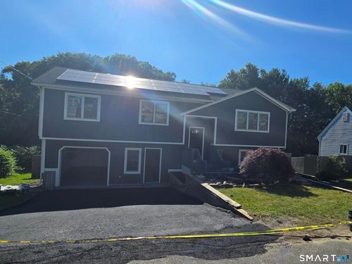 189 Fieldwood Rd, Waterbury, CT, 06704-1100 | Card Image