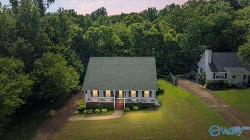 24417 Cedar Ln, Elkmont, AL, 35620-6333 | Card Image