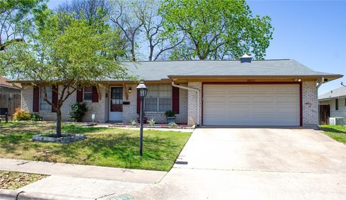 8602 Colonial Dr, Austin, TX, 78758-7214 | Card Image