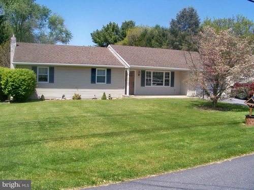 32 Green Acre Rd, LITITZ, PA, 17543-8770 | Card Image