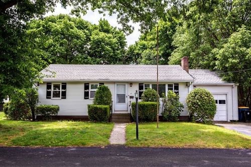17 Suffolk Rd, Sharon, MA, 02067-2634 | Card Image