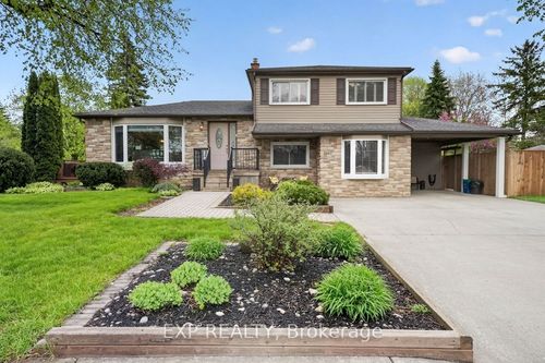 3510 Yale Cres, Niagara Falls, ON, L2J3C5 | Card Image