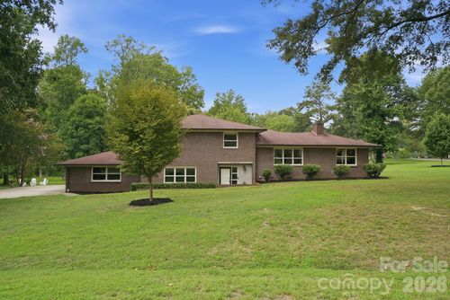 181 Woodlynn Dr, Charlotte, NC, 28214-1325 | Card Image