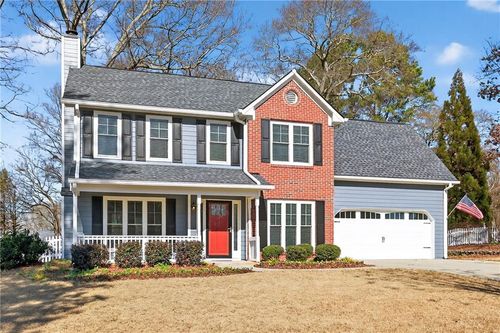 515 Weeping Willow Dr, Loganville, GA, 30052-8900 | Card Image