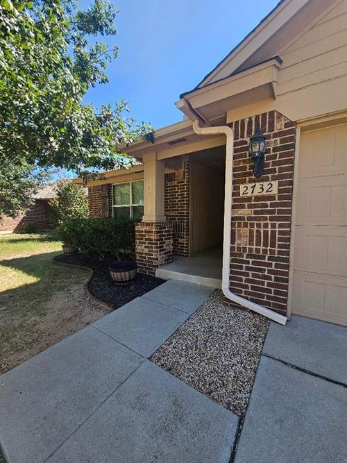 2732 Lerkim Ln, Norman, OK, 73069-6907 | Card Image