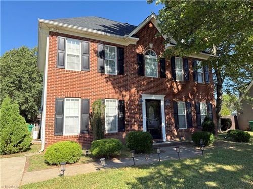 4231 Beacon Ridge Dr, High Point, NC, 27265-8019 | Card Image