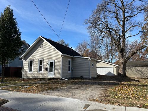 905 S Oak St, Bloomington, IL, 61701-6537 | Card Image