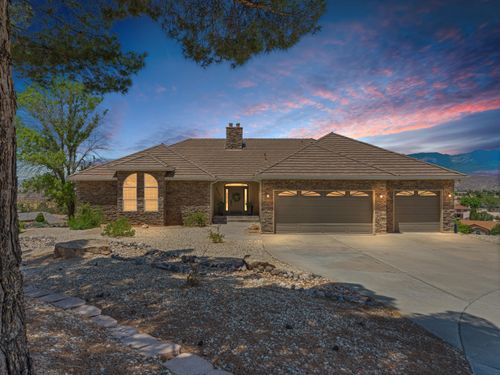 2541 W Spilsbury Ct, Hurricane, UT, 84737-4420 | Card Image