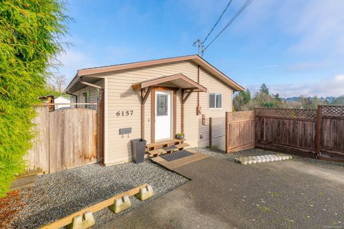 6157 Lakeview Dr, Duncan, BC, V9L2G3 | Card Image